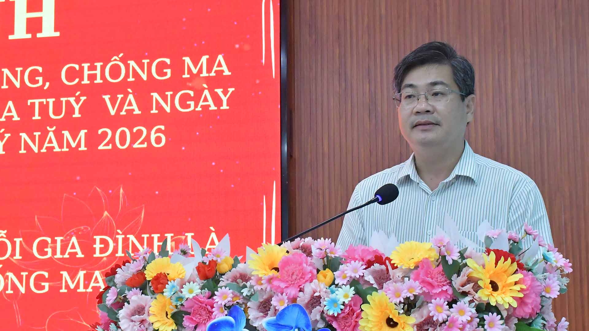 Phó Bí thư Đảng ủy, Chủ tịch UBND xã Huỳnh Ngọc Nguyên phát biểu chỉ đạo